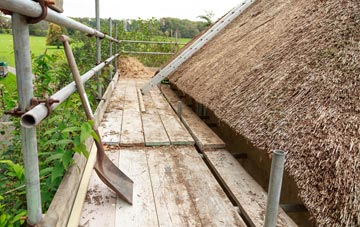 advantages of Leckhampstead Thicket thatch roofing